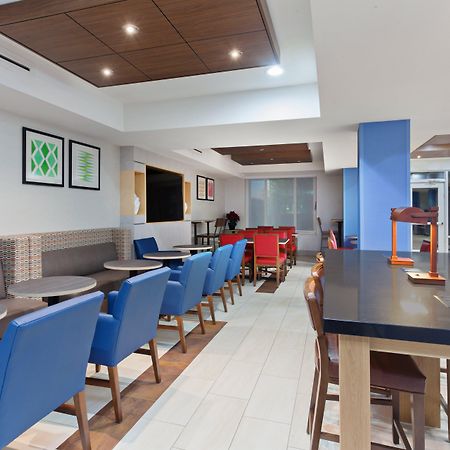 Holiday Inn Express Elk Grove West I-5 By Ihg Bagian luar foto