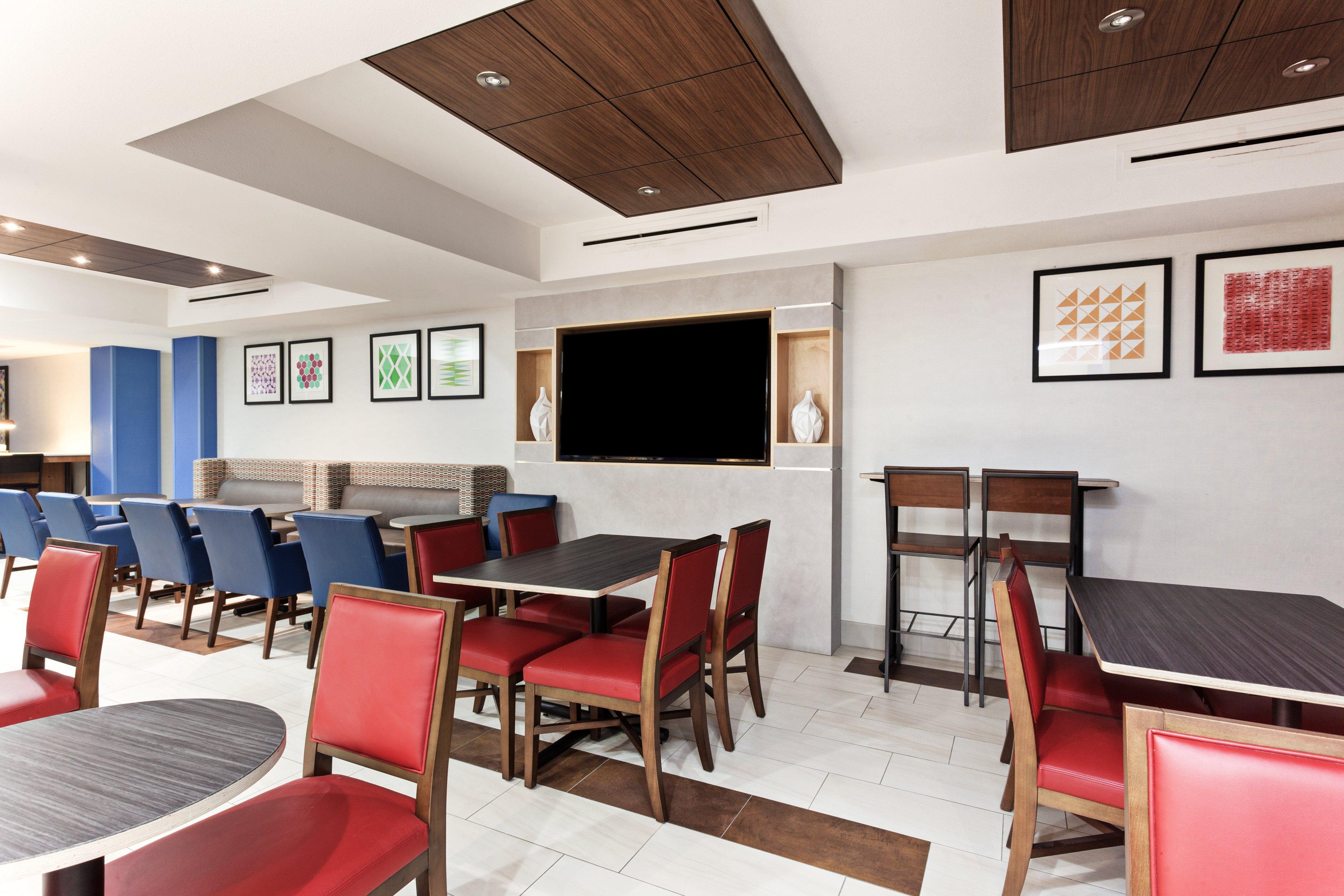 Holiday Inn Express Elk Grove West I-5 By Ihg Bagian luar foto