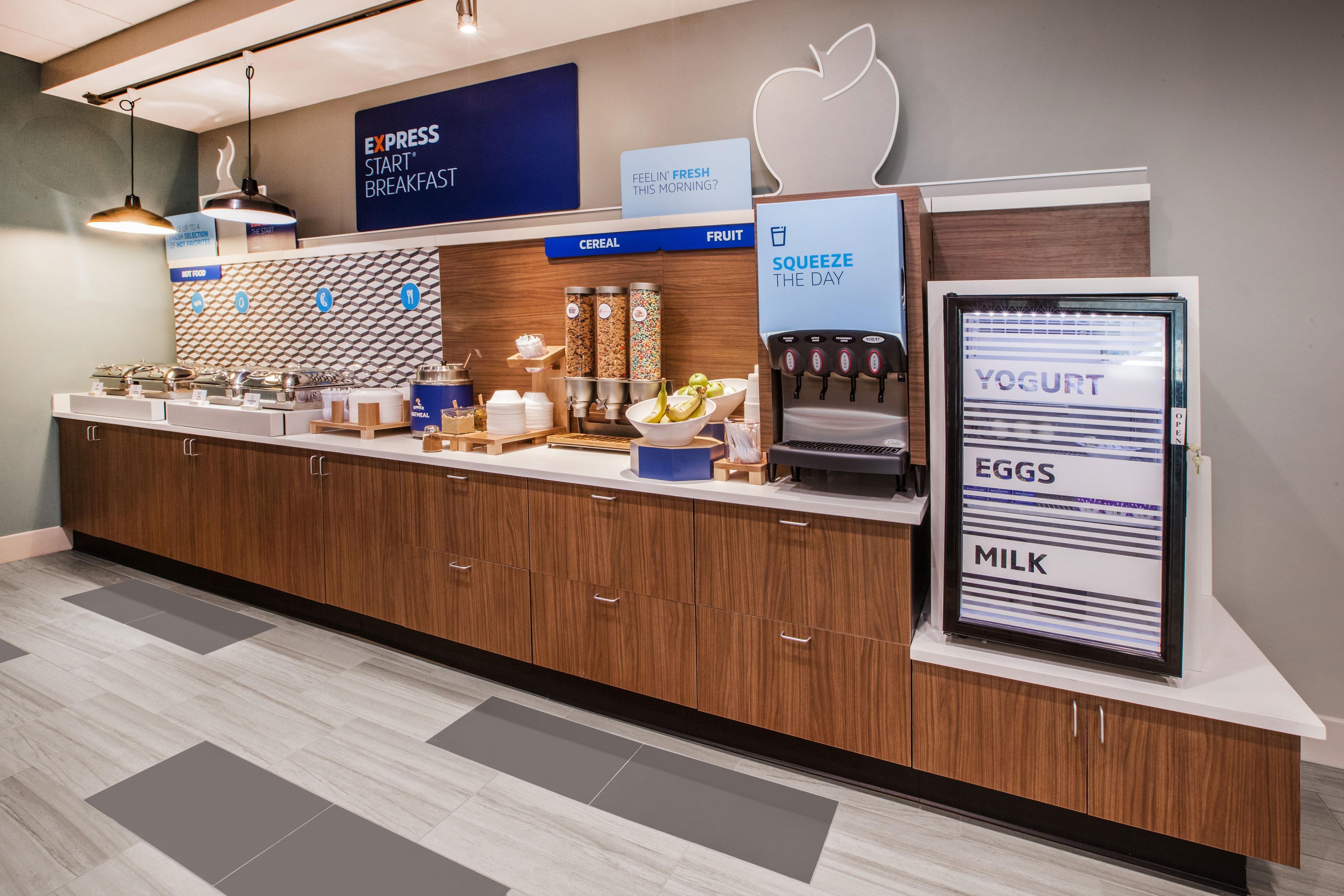 Holiday Inn Express Elk Grove West I-5 By Ihg Bagian luar foto