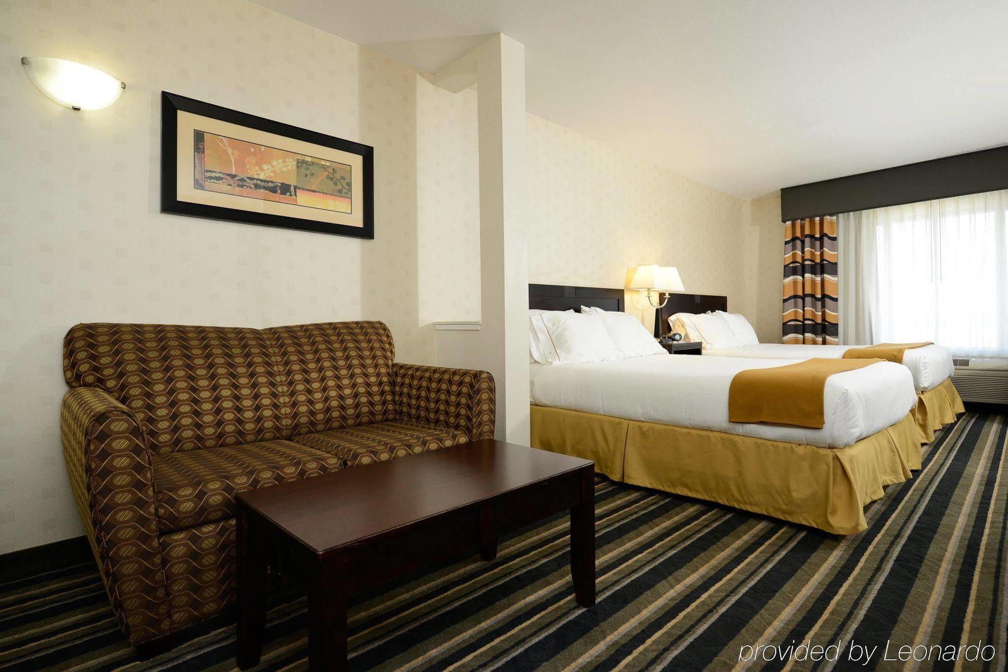 Holiday Inn Express Elk Grove West I-5 By Ihg Bagian luar foto