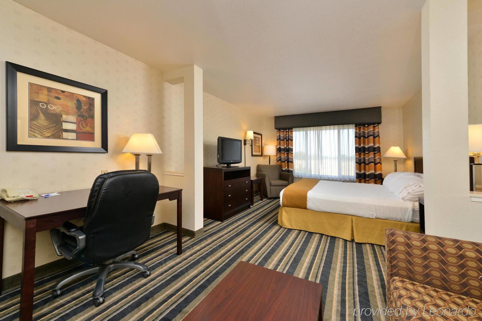 Holiday Inn Express Elk Grove West I-5 By Ihg Bagian luar foto